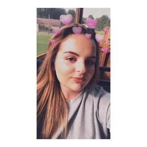 Meet your Posher, Mikaela